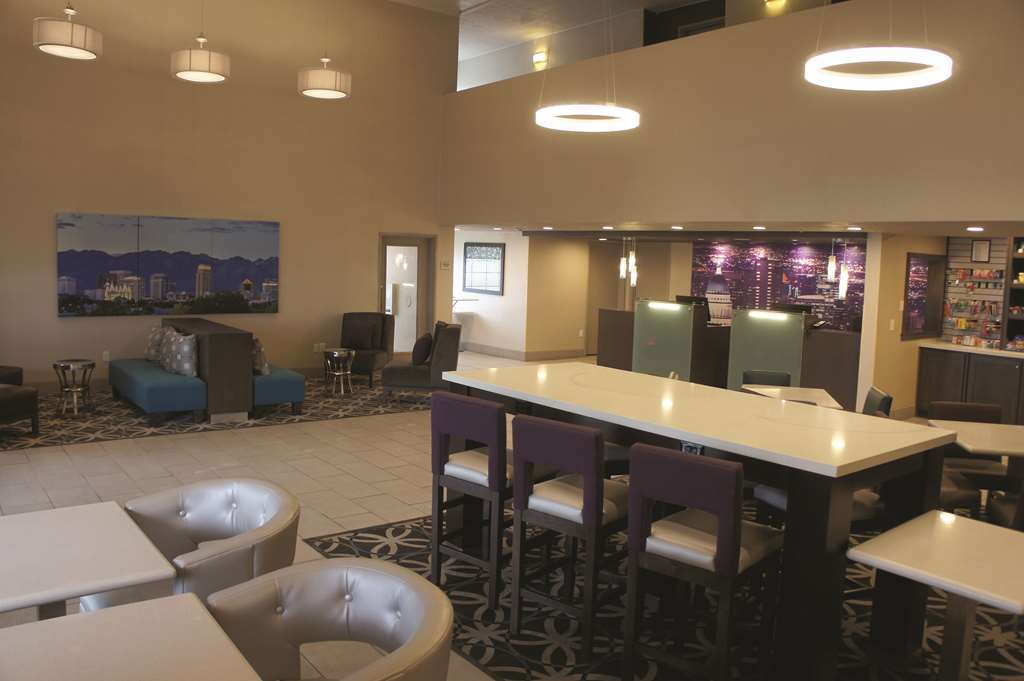 La Quinta By Wyndham North Orem Hotel Interior photo